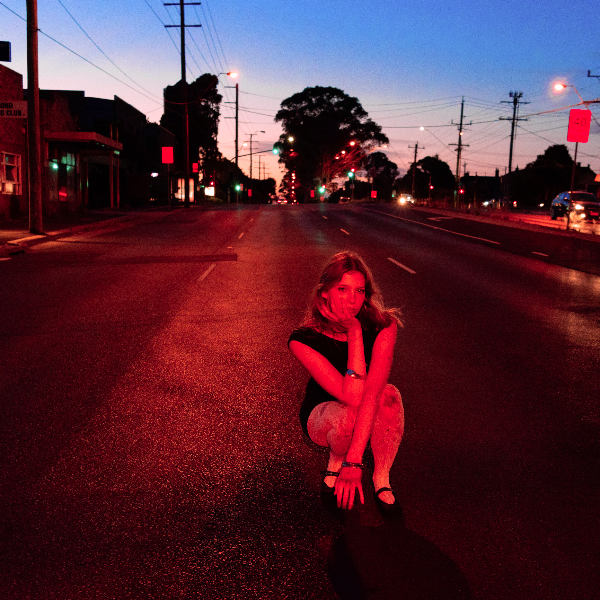 LARA ANDERSON - SIDELINES