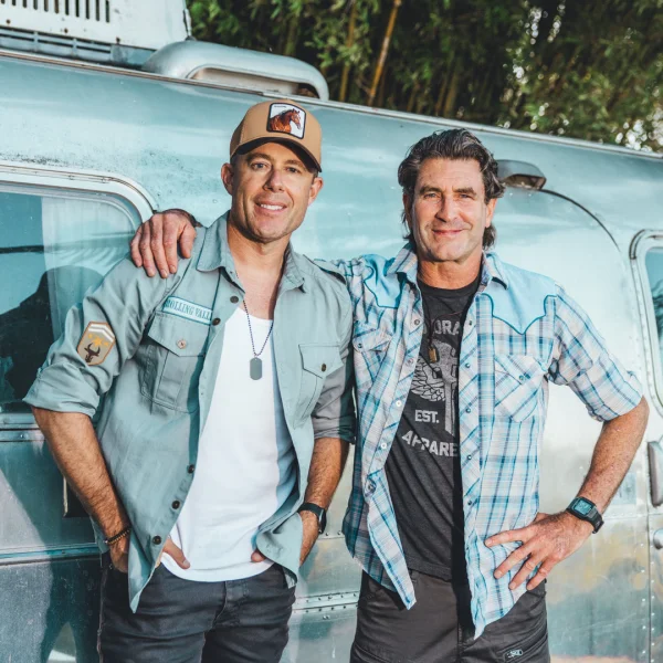 CASEY BARNES & PETE MURRAY UNITE FOR FIRST-EVER COLLABORATION “TIME TO BURN” — A TIMELESS ANTHEM ABOUT LIFE, LEGACY & LIVING IN THE MOMENT