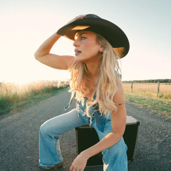 AWARD WINNING COUNTRY STAR MAX JACKSON DROPS FAN FAVOURITE SINGLE, "SHOTGUN SLIDE"