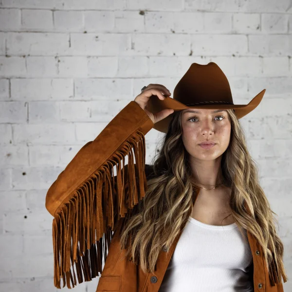RISING COUNTRY MUSIC STAR, TYLA RODRIGUES, DROPS "HONKY TONK HEALING"